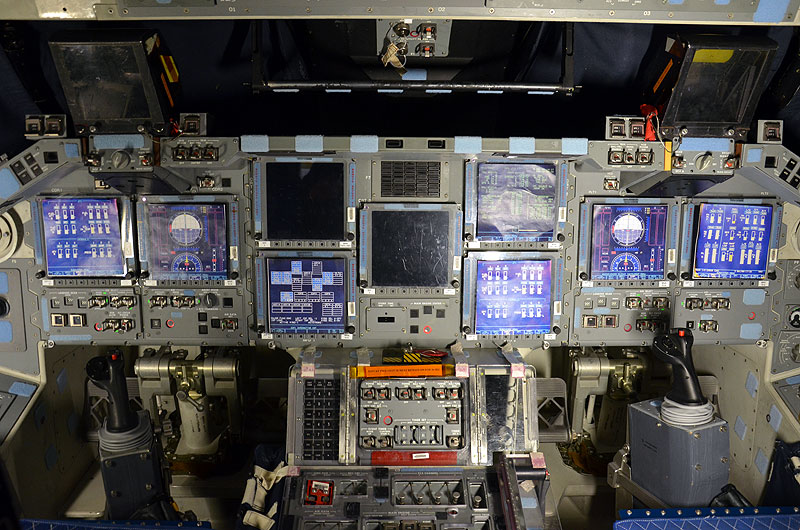 Touring Smithsonian-bound space shuttle Discovery